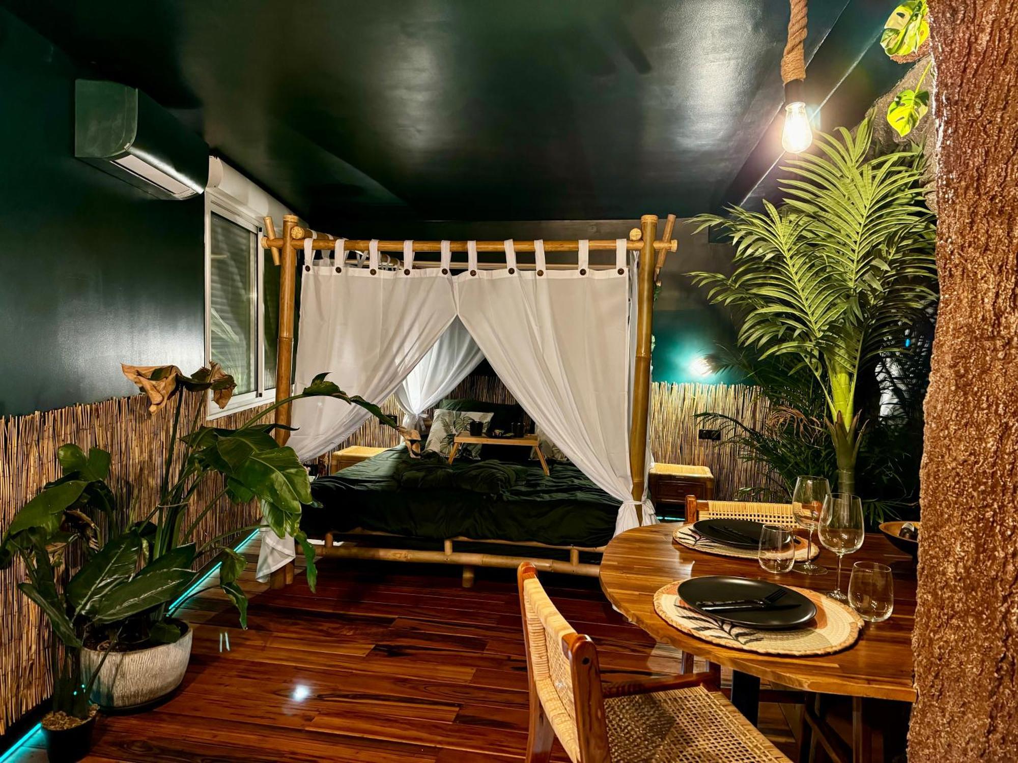 Jungle Love Room Toulouse Exterior photo